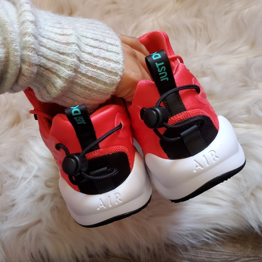 NEW Nike Air Huarache City - Picture 8 of 8